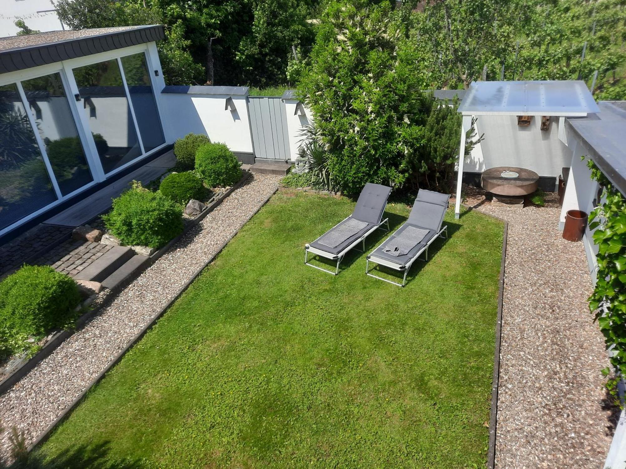 Biggi Apartment Trittenheim Bagian luar foto